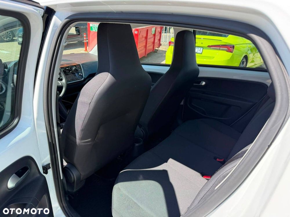 Volkswagen up! 1.0 move - 8