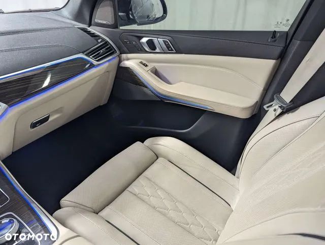 BMW X5 xDrive40i xLine - 27