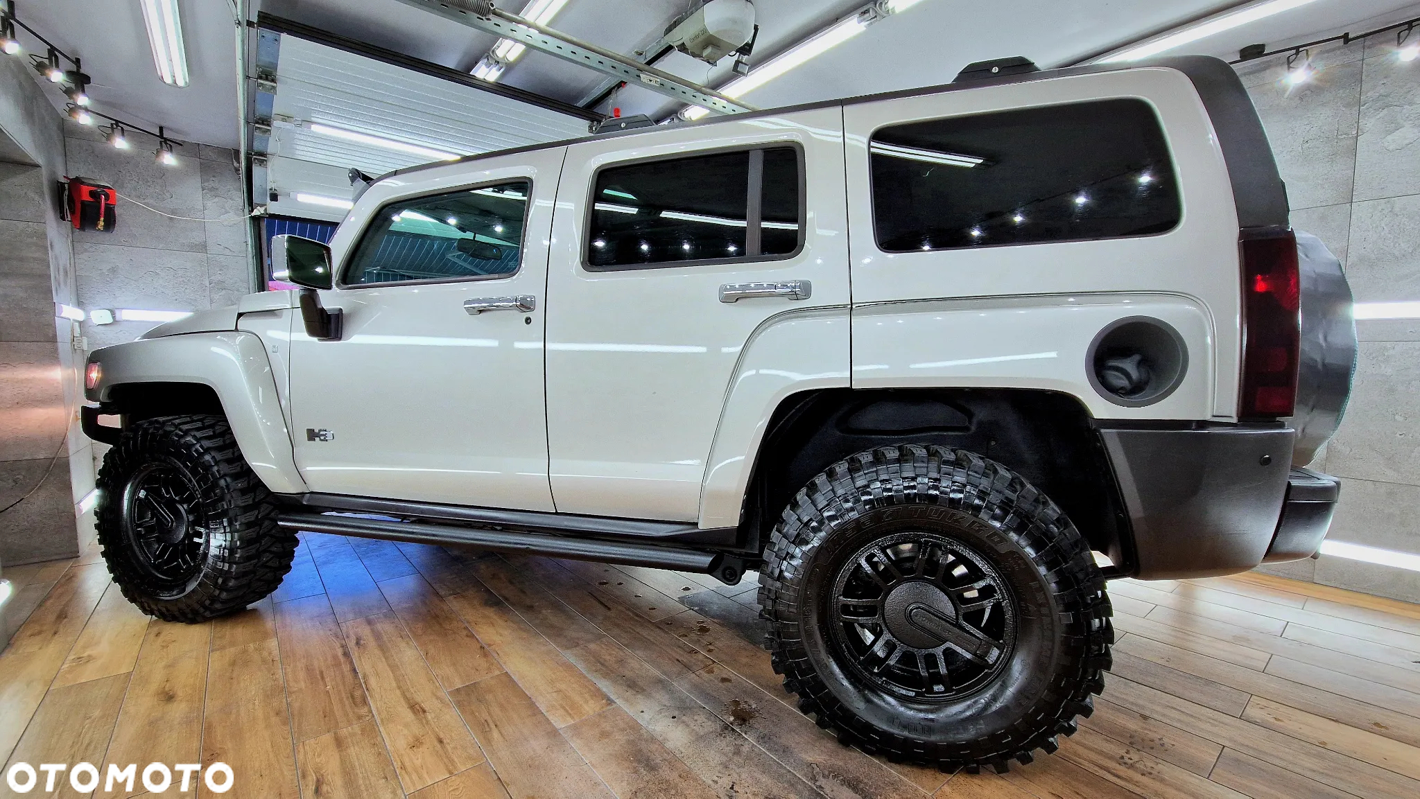 Hummer H3 Alpha - 10