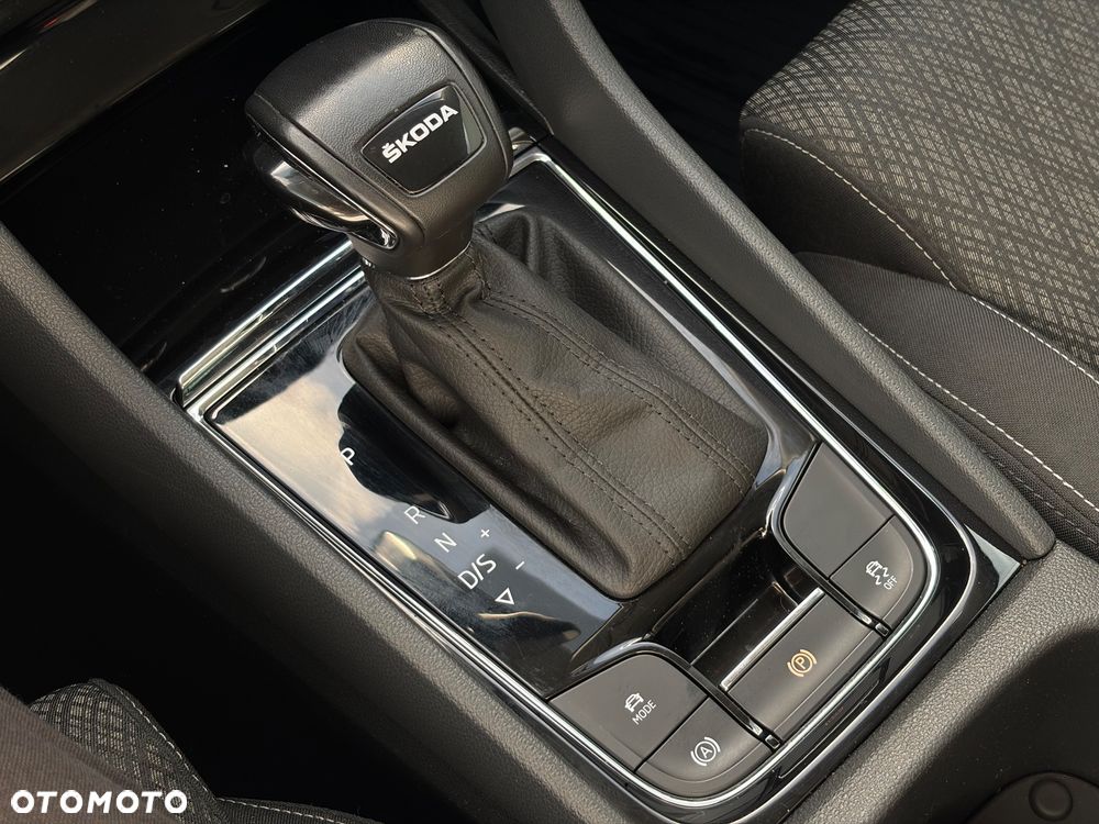 Skoda Karoq 1.5 TSI ACT Style DSG - 28