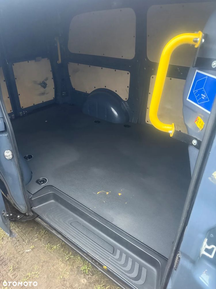 Mercedes-Benz Vito - 7