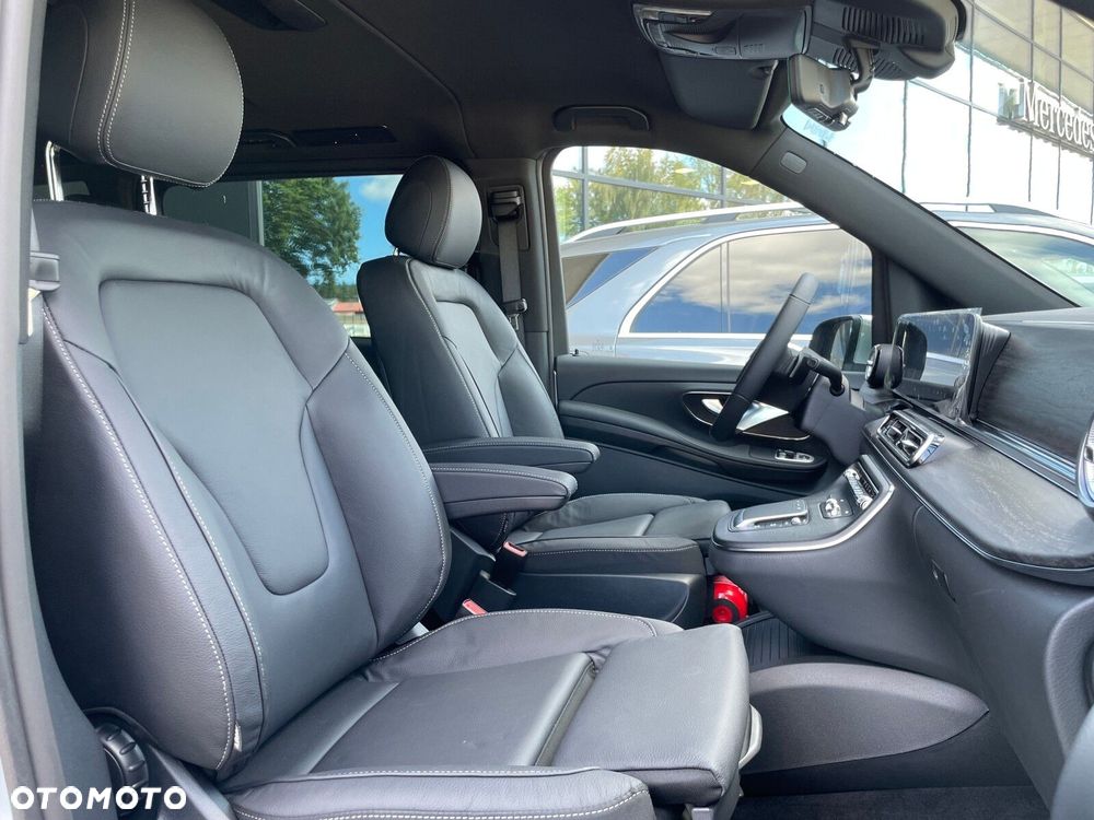 Mercedes-Benz Klasa V - 15