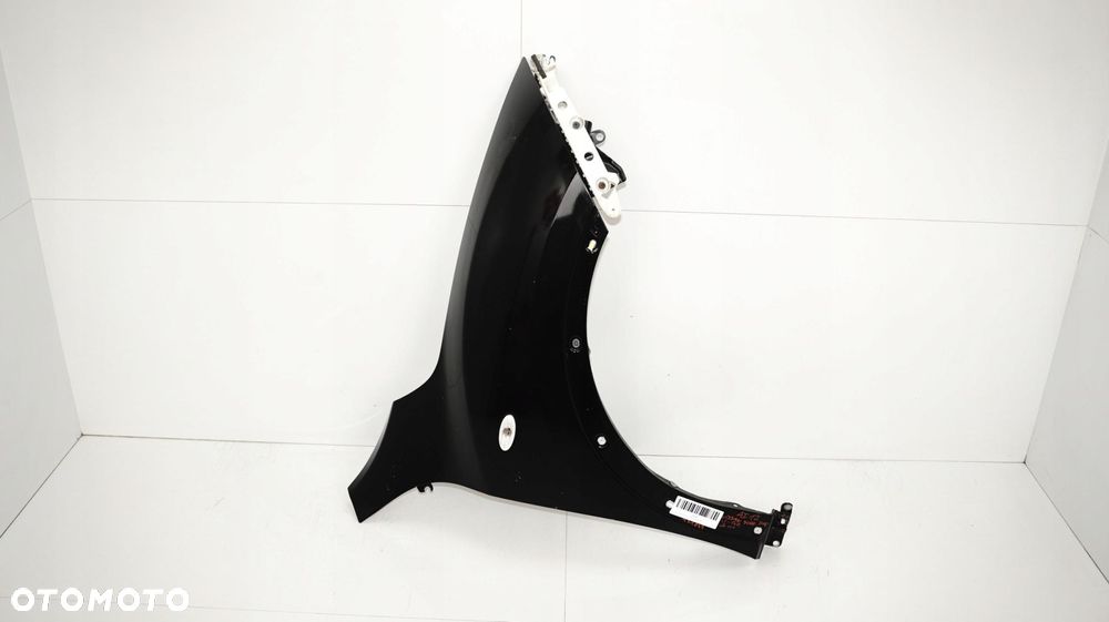 BŁOTNIK PRAWY PRZÓD NISSAN JUKE F15 11-15R Z11 - 2