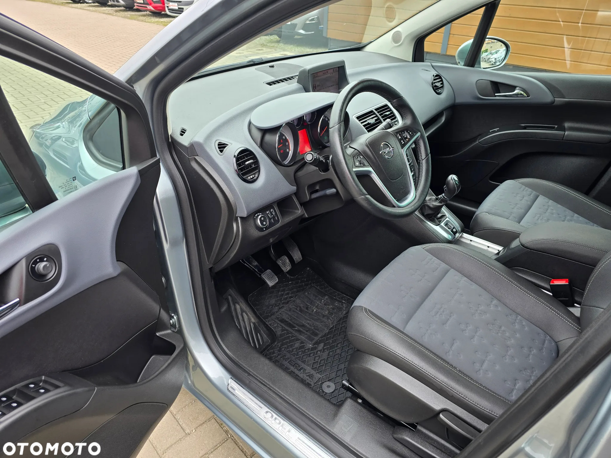 Opel Meriva - 8