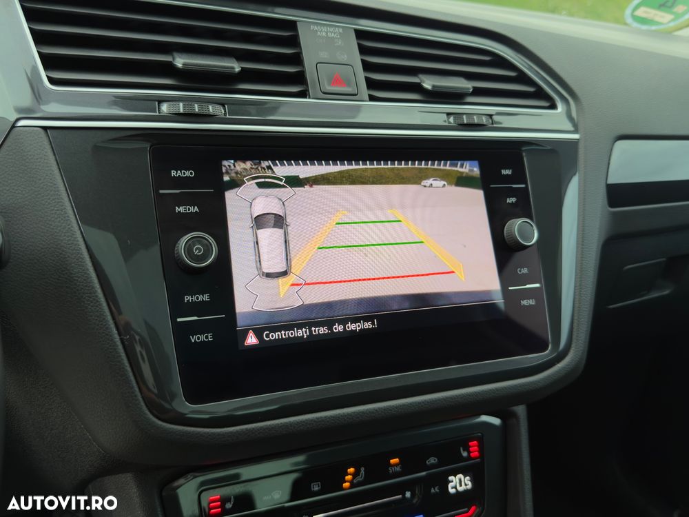 Volkswagen Tiguan 2.0 TDI SCR 4MOTION DSG Elegance - 13