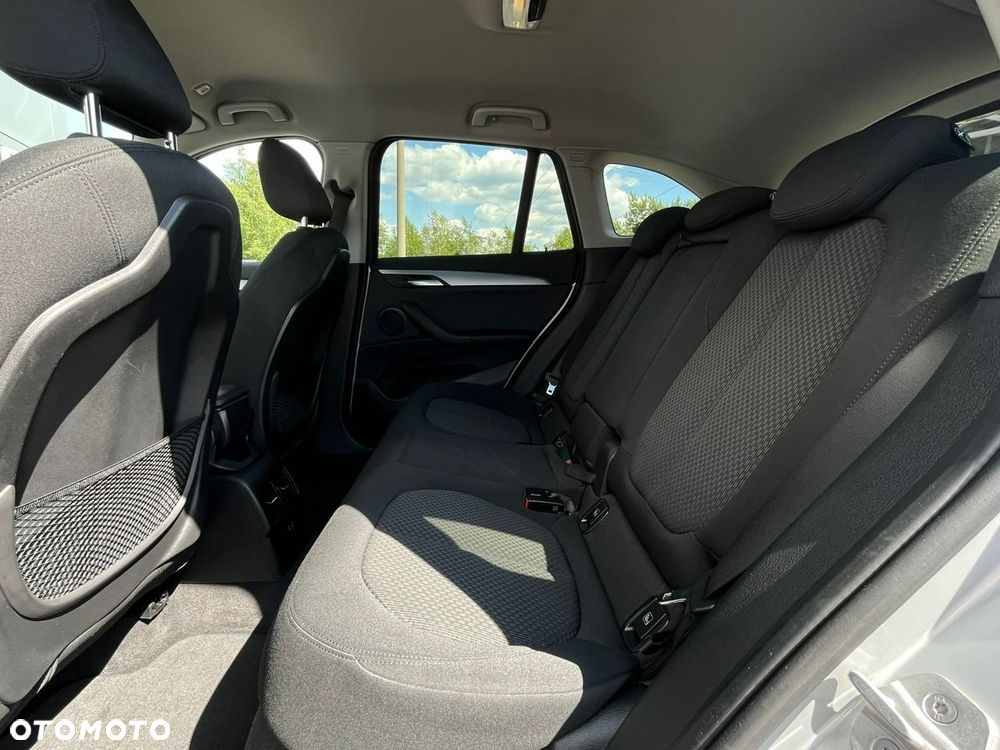 BMW X1 xDrive25e Advantage - 17