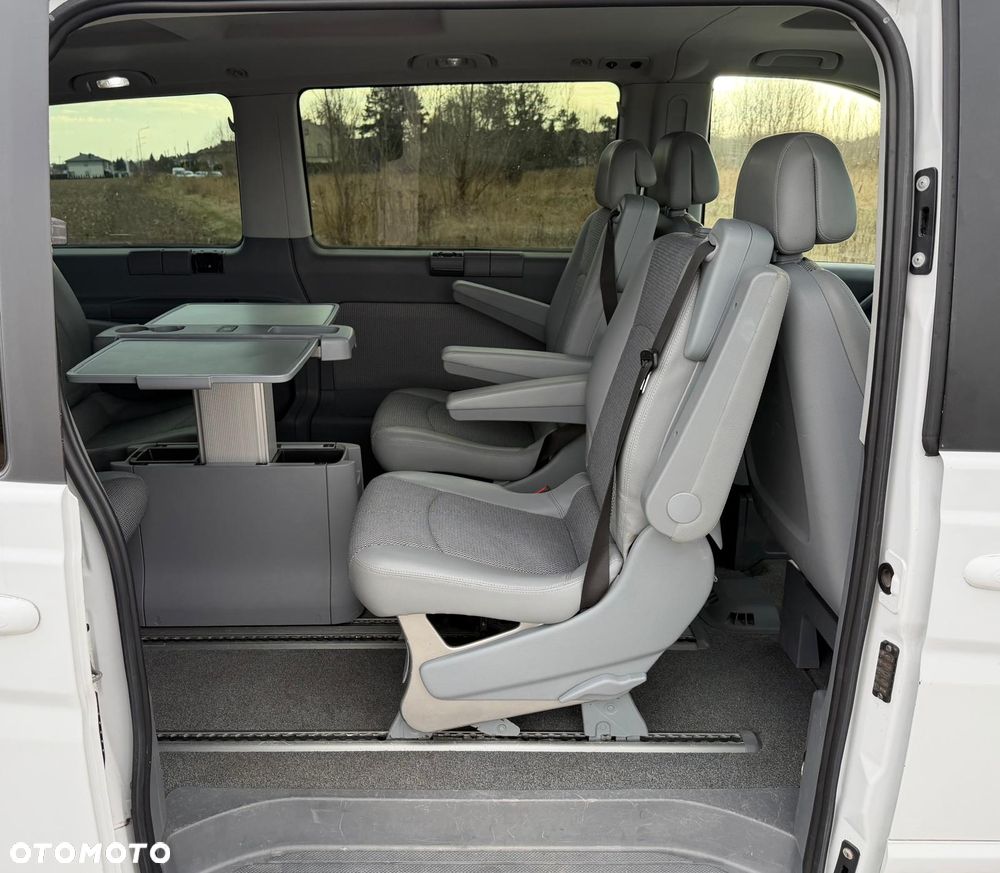 Mercedes-Benz Viano - 21