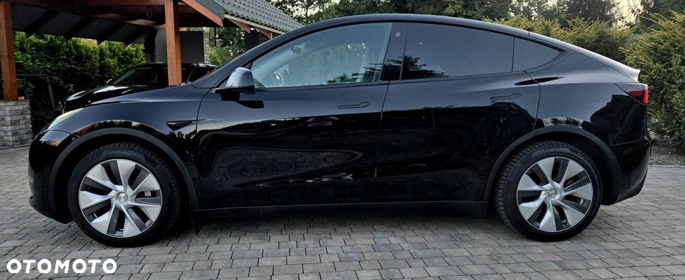 Tesla Model Y Long Range Dual Motor AWD - 21