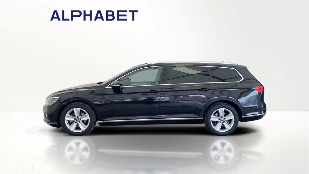 Volkswagen Passat - 2