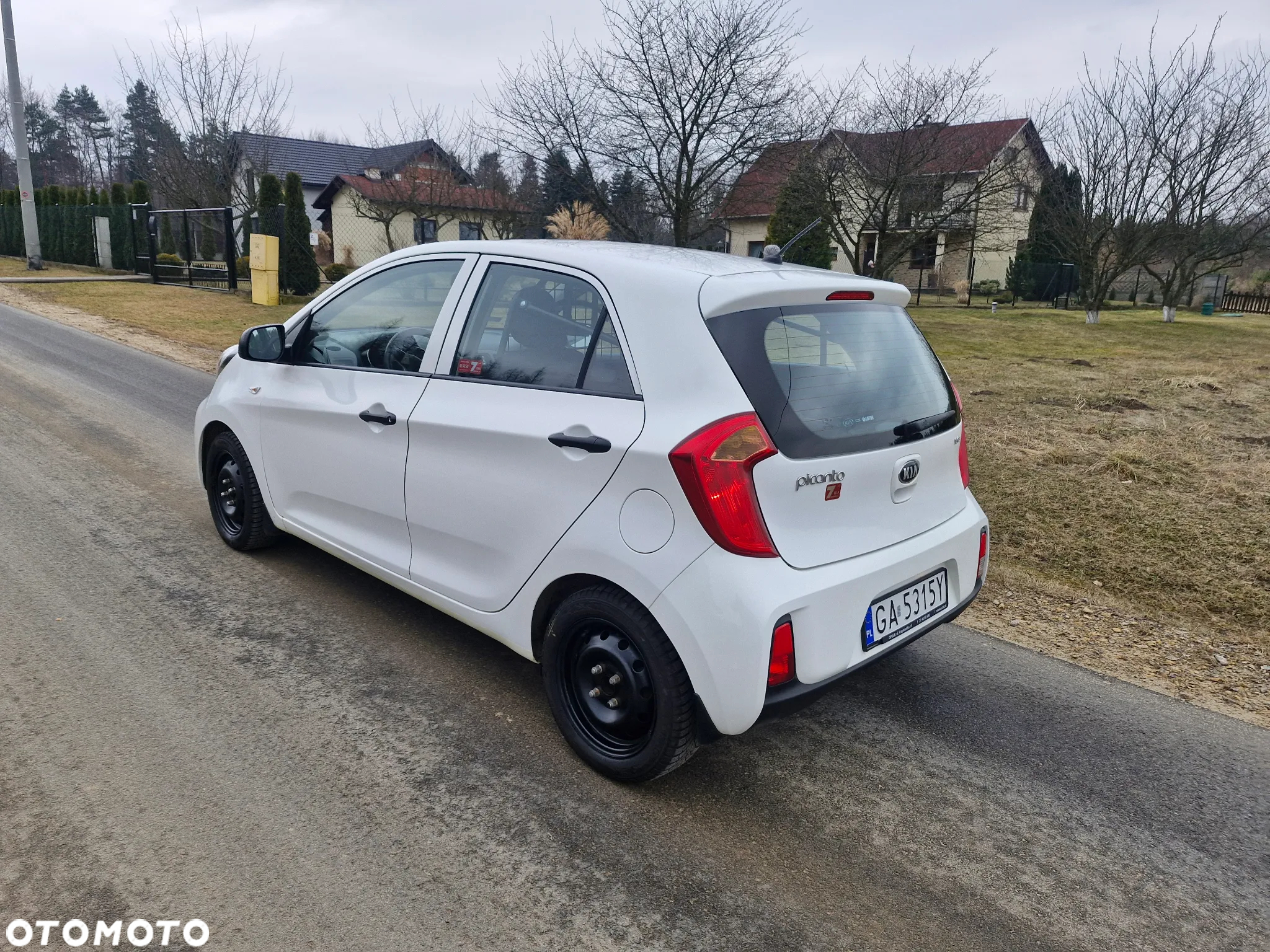 Kia PICANTO - 11