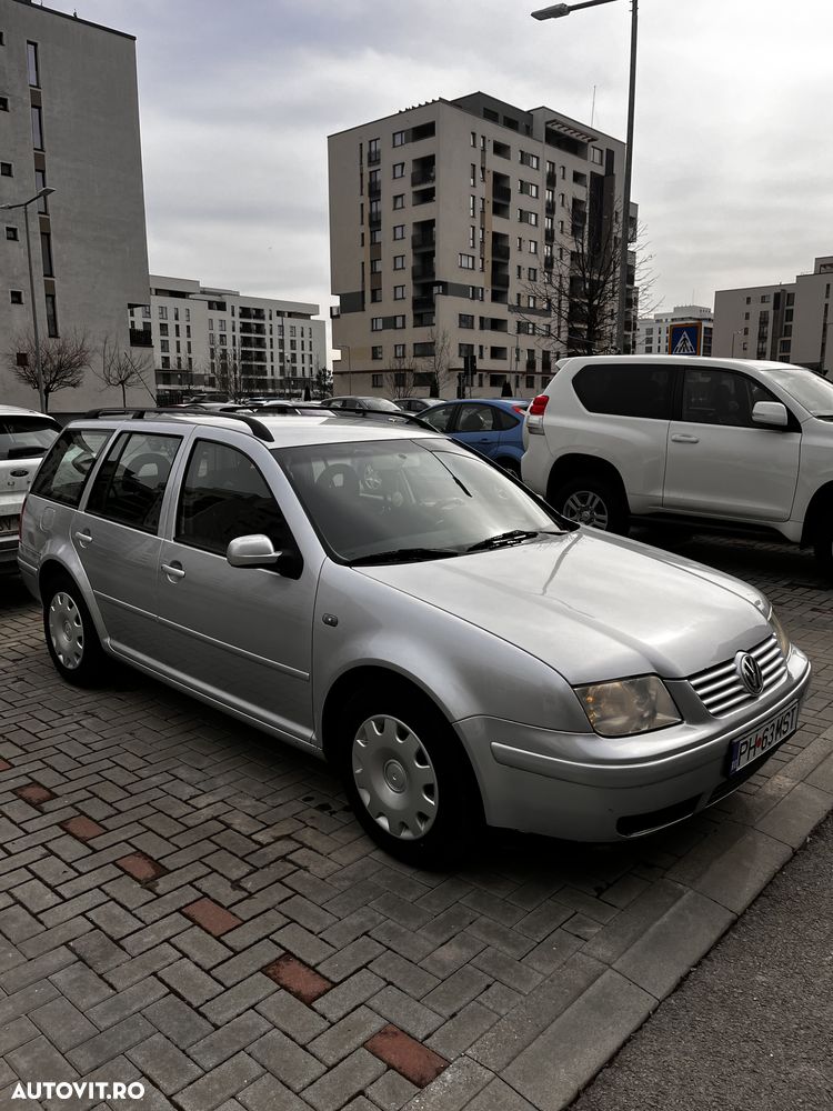 Volkswagen Bora 1.6 Basis - 4
