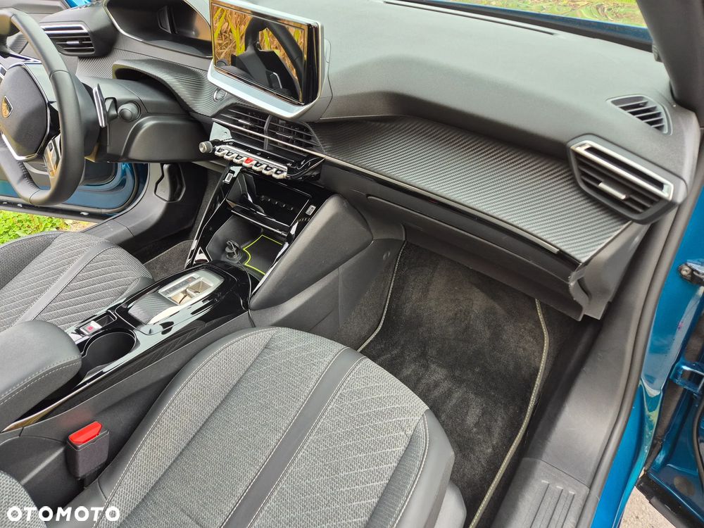 Peugeot 2008 Hybrid 136 e-DSC Allure - 22