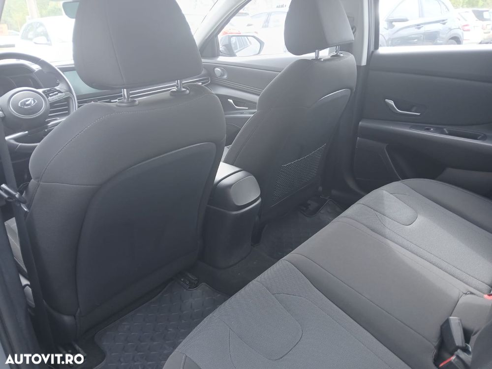 Hyundai Elantra 1.6 l 123 CP 6MT Comfort - 20