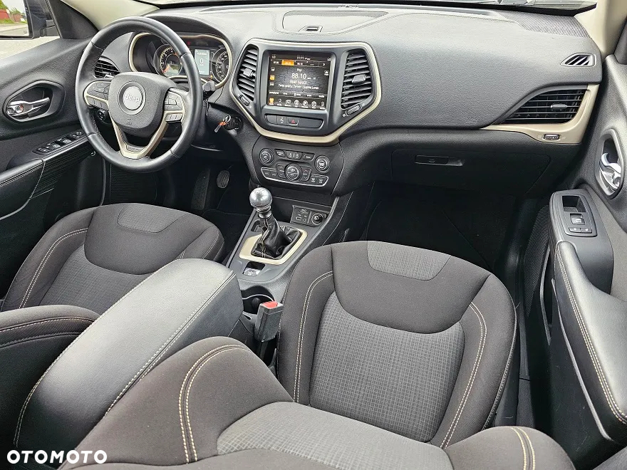 Jeep Cherokee 2.0 MJD 4x2 Longitude EU6 - 26