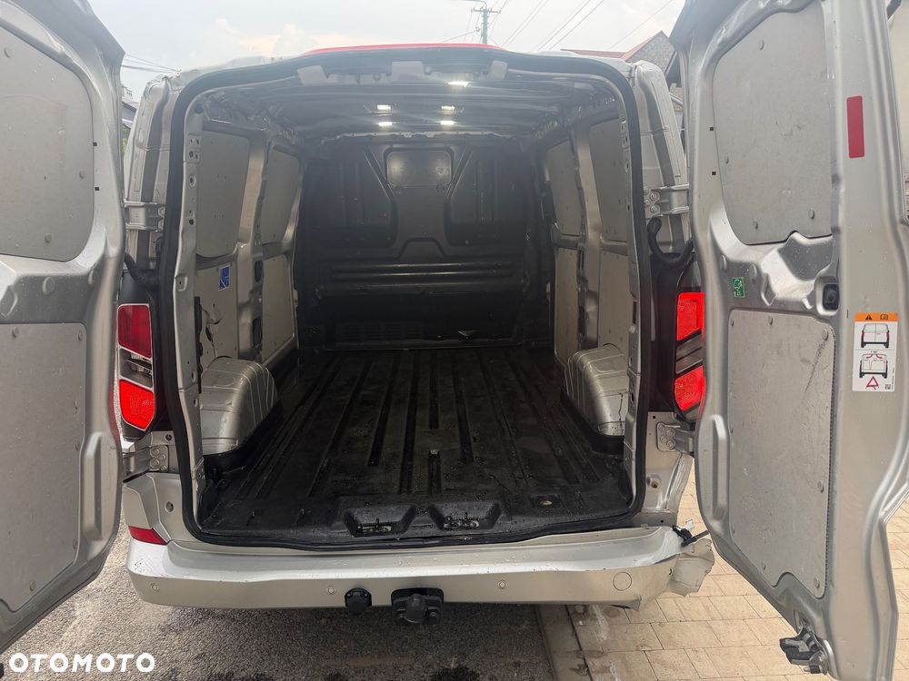 Ford Transit Custon - 11