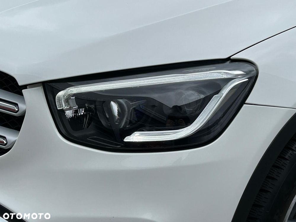Mercedes-Benz GLC - 40