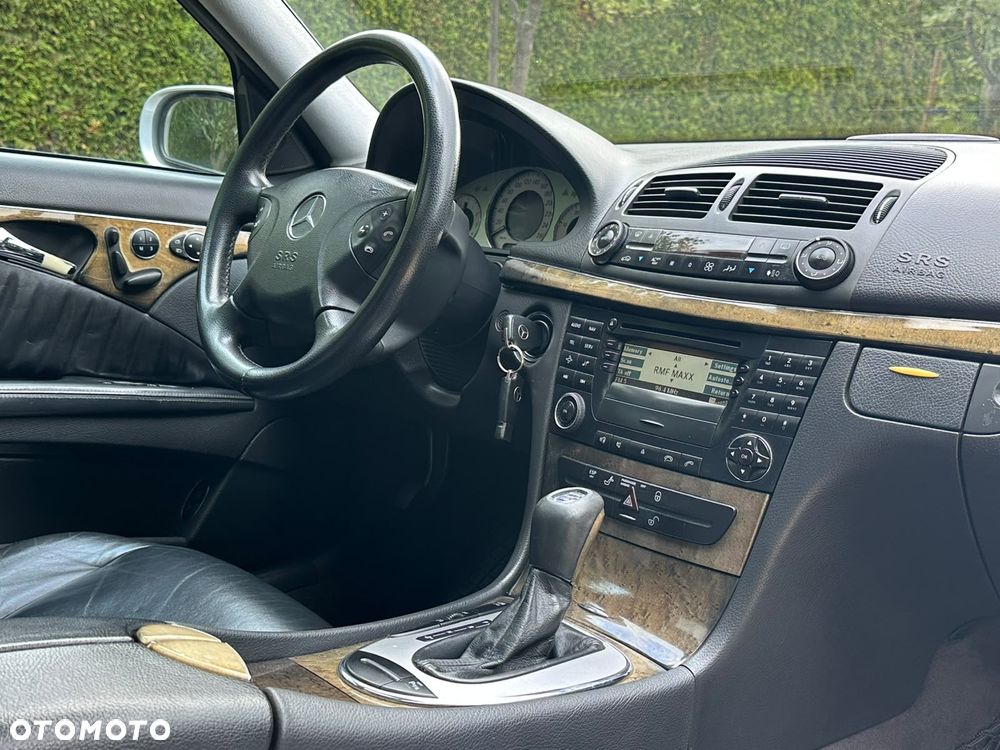 Mercedes-Benz Klasa E 320 CDI Avantgarde - 13