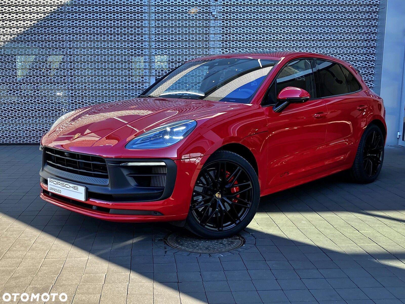 Porsche Macan - 1