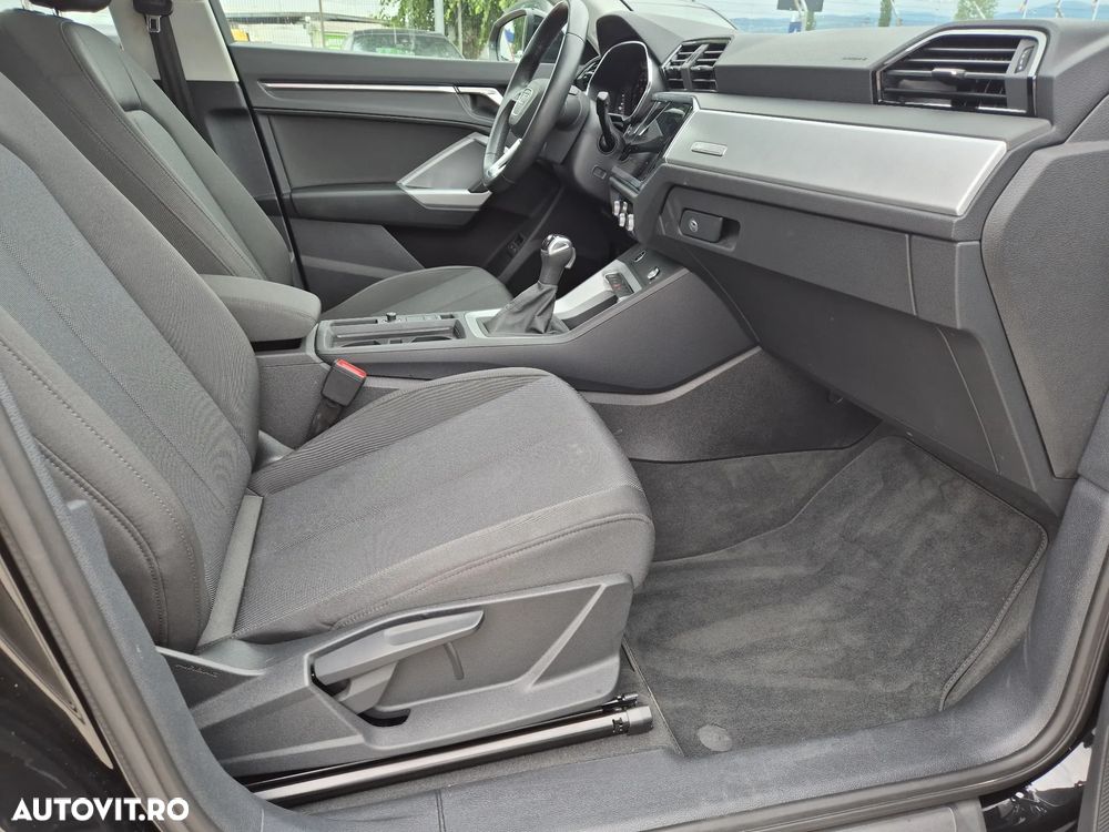 Audi Q3 45 TFSIe S tronic - 24
