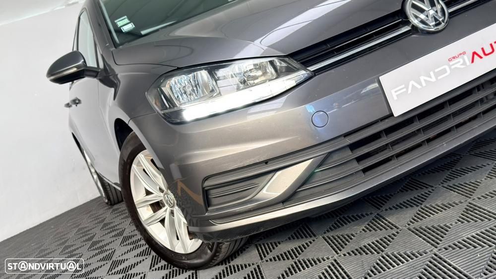 VW Golf 1.6 TDI Trendline - 6