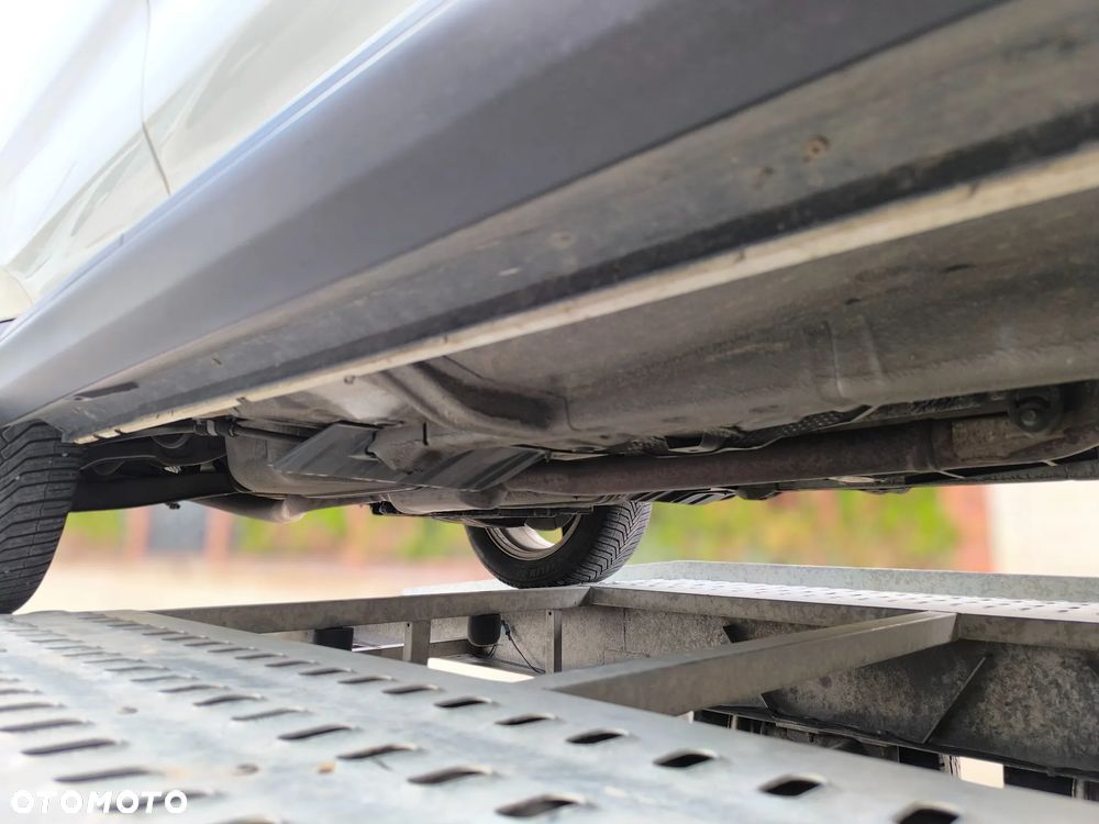 Peugeot 4007 2.2HDi Platinum Euro5 - 29