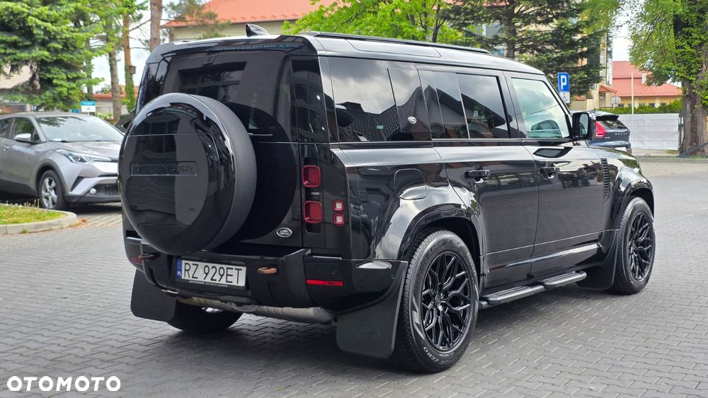 Land Rover Defender - 7