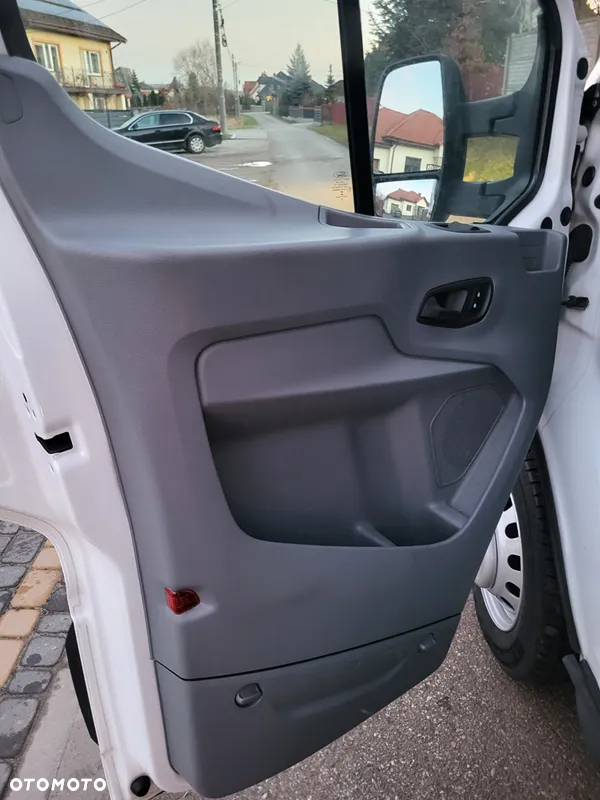 Ford Transit - 14