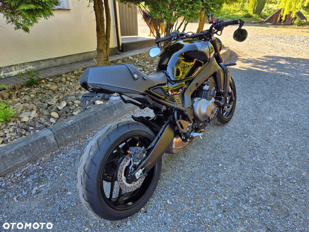 Yamaha XSR - 21