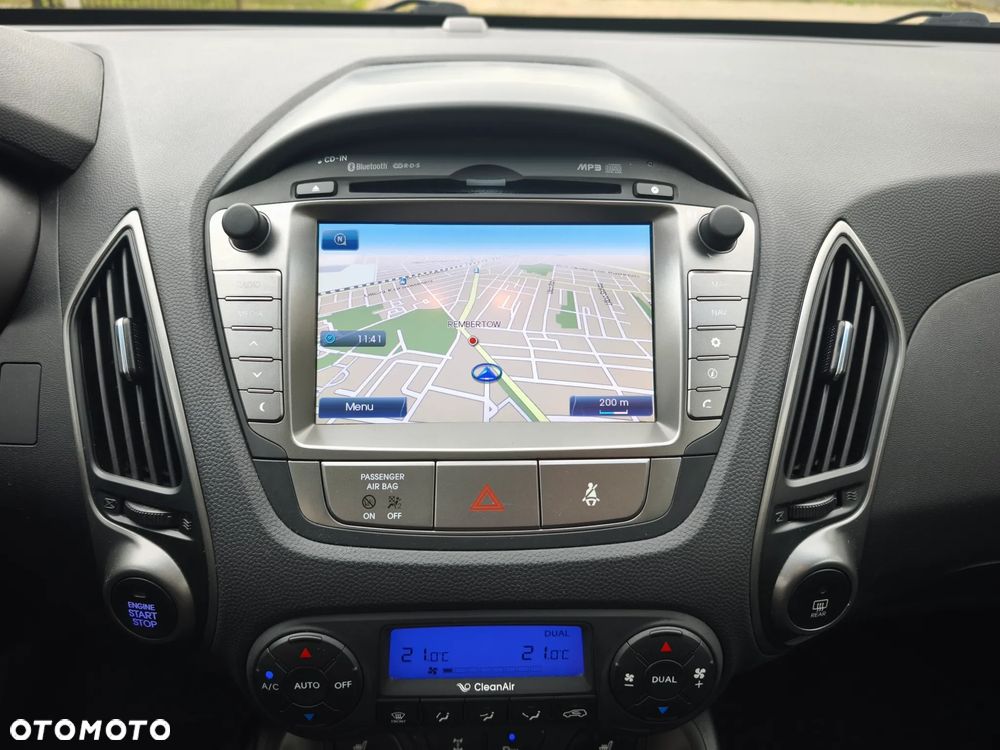 Hyundai ix35 2.0 CRDi 4WD Automatik Premium - 8