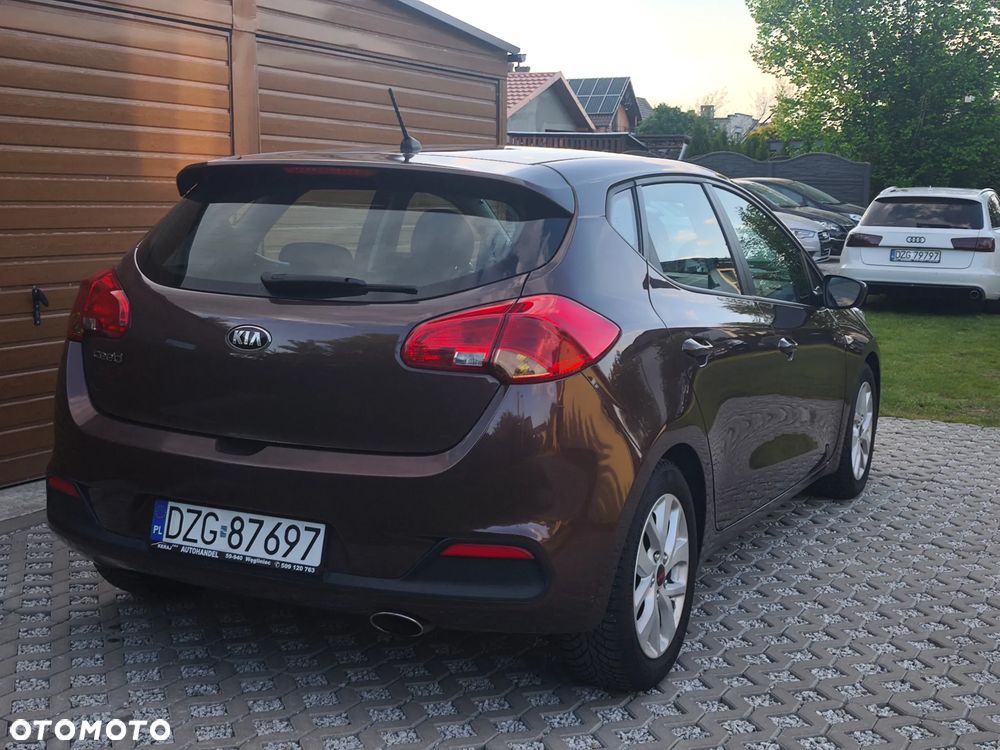 Kia Ceed 1.4 CVVT Vision - 12