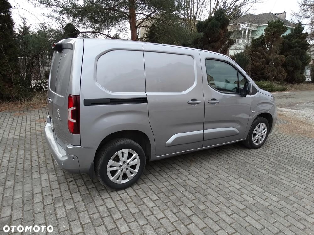 Peugeot Partner - 8