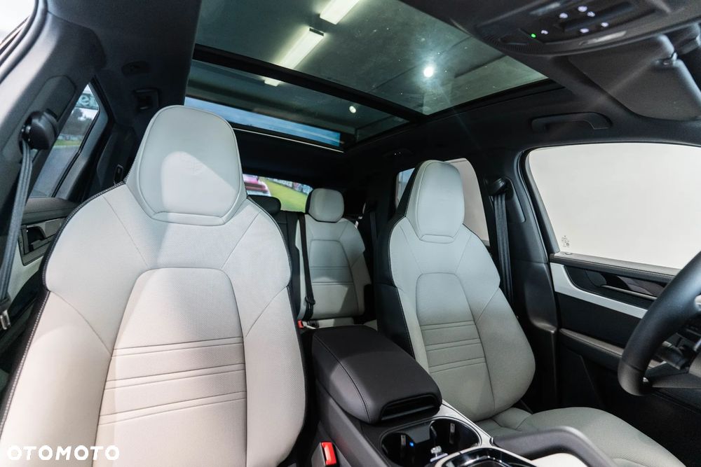 Porsche Cayenne E-Hybrid PHEV Black Edition - 15