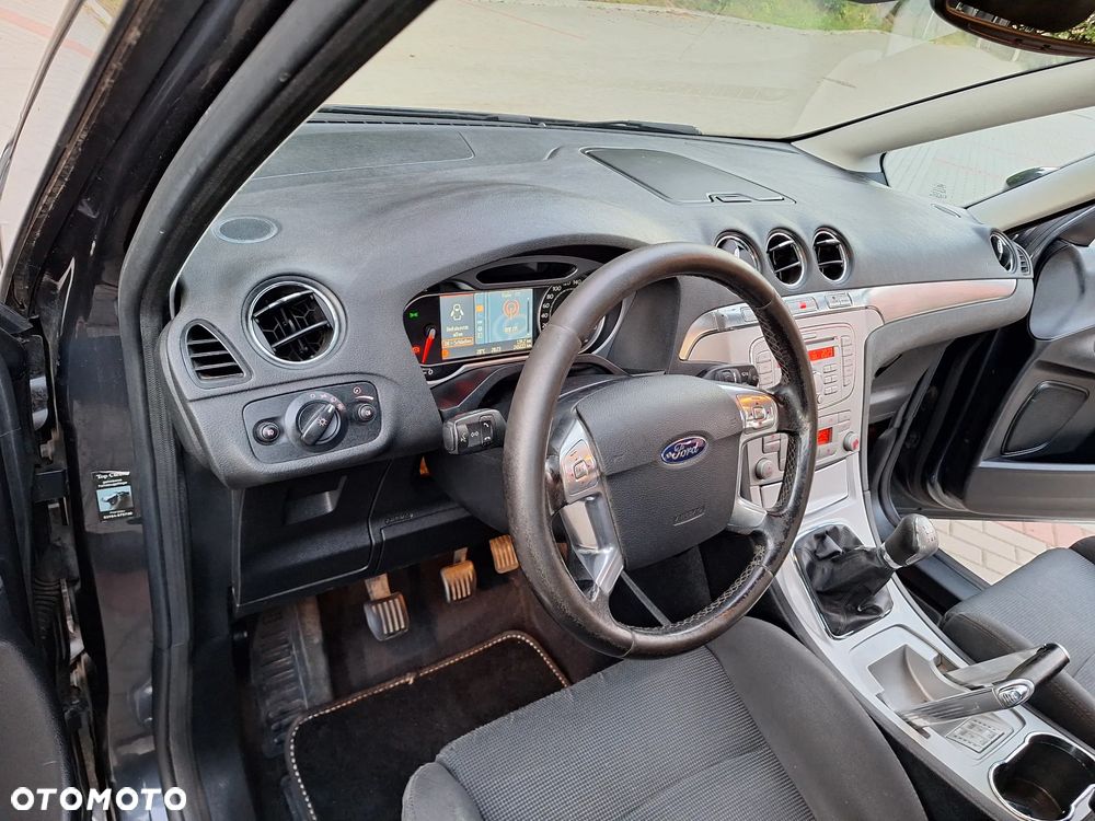 Ford S-Max 2.0 Viva Titanium - 35