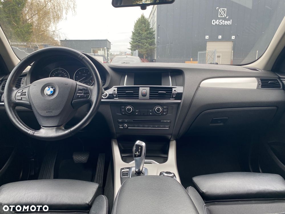 BMW X3 sDrive18d Advantage - 13