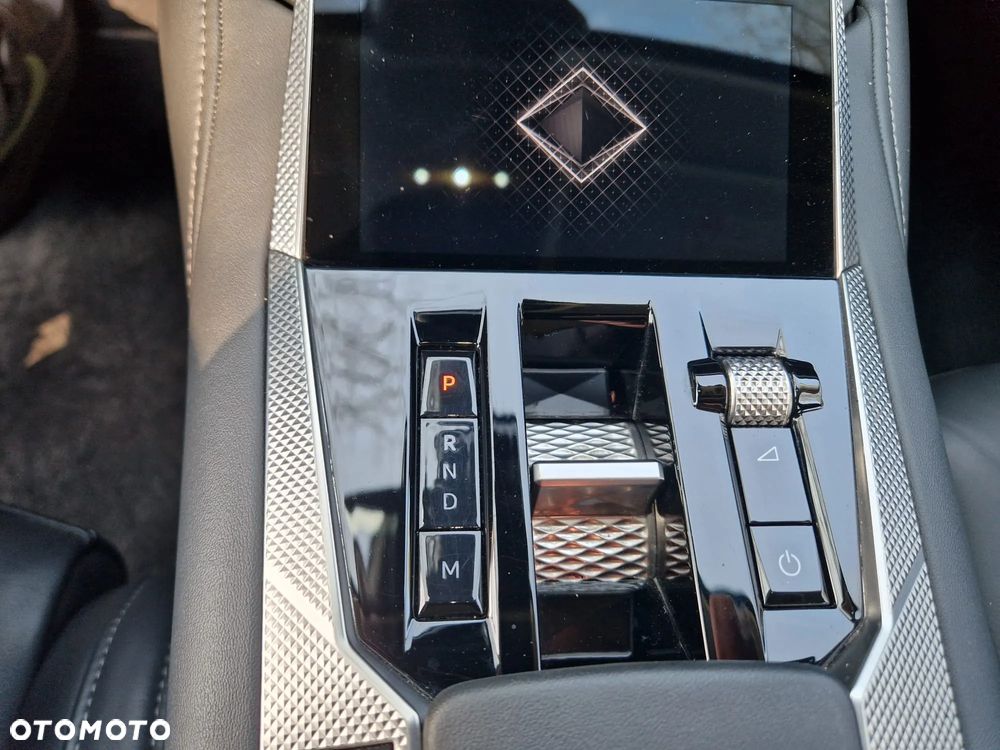 DS Automobiles DS 4 Crossback - 32