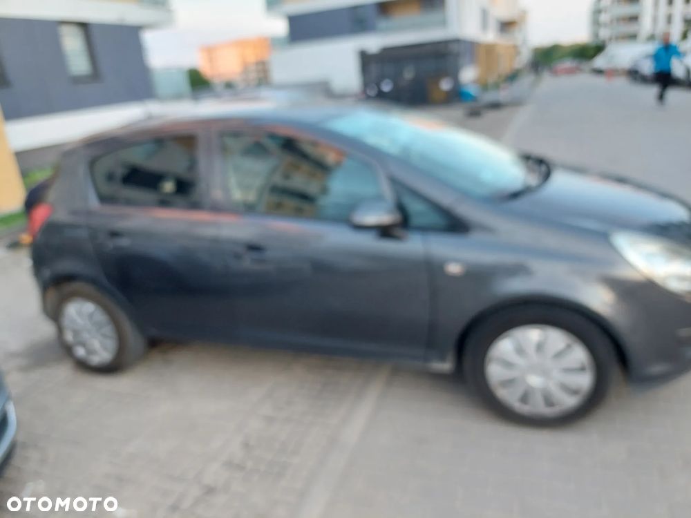 Opel Corsa - 7