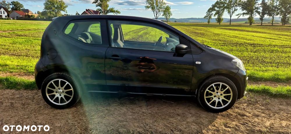 Volkswagen up! - 9