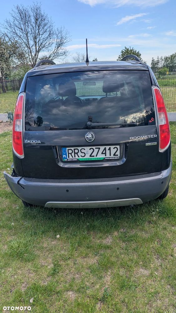 Skoda Roomster 1.6 TDI DPF Scout PLUS EDITION - 13