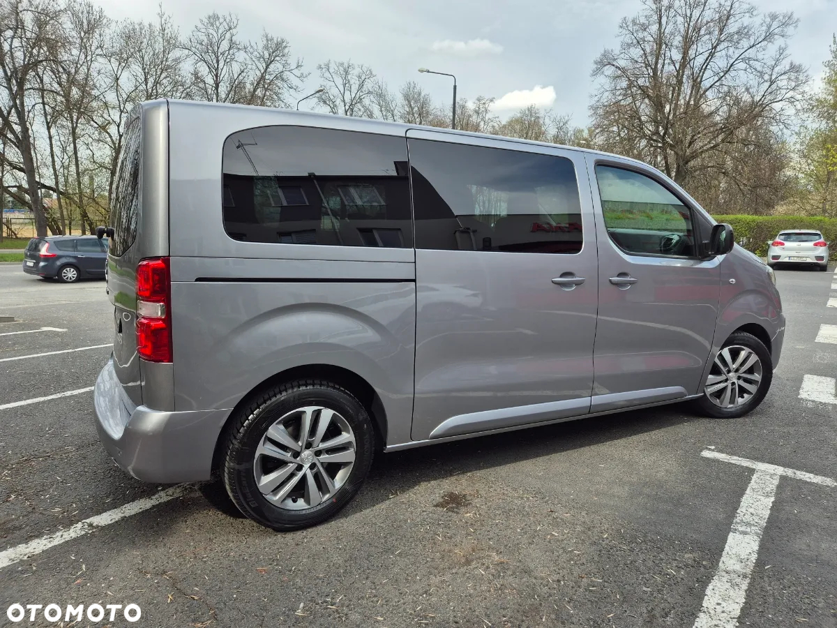 Peugeot Traveller 2.0 BlueHDi Standard Active - 24