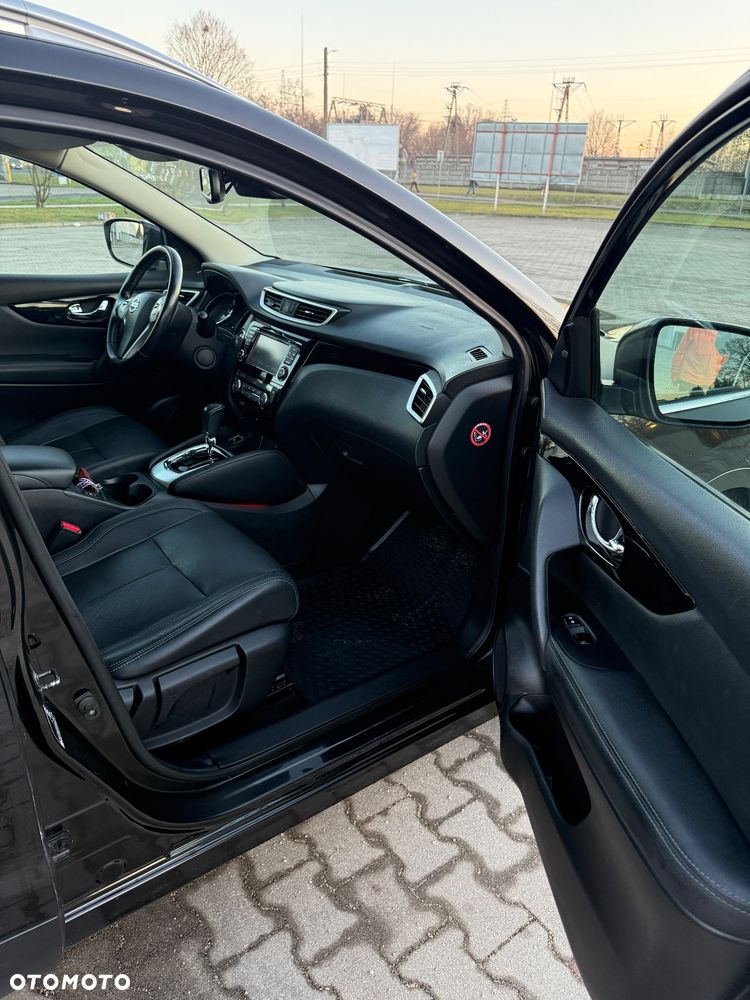 Nissan Qashqai 1.6 DCi Xtronic TEKNA - 9