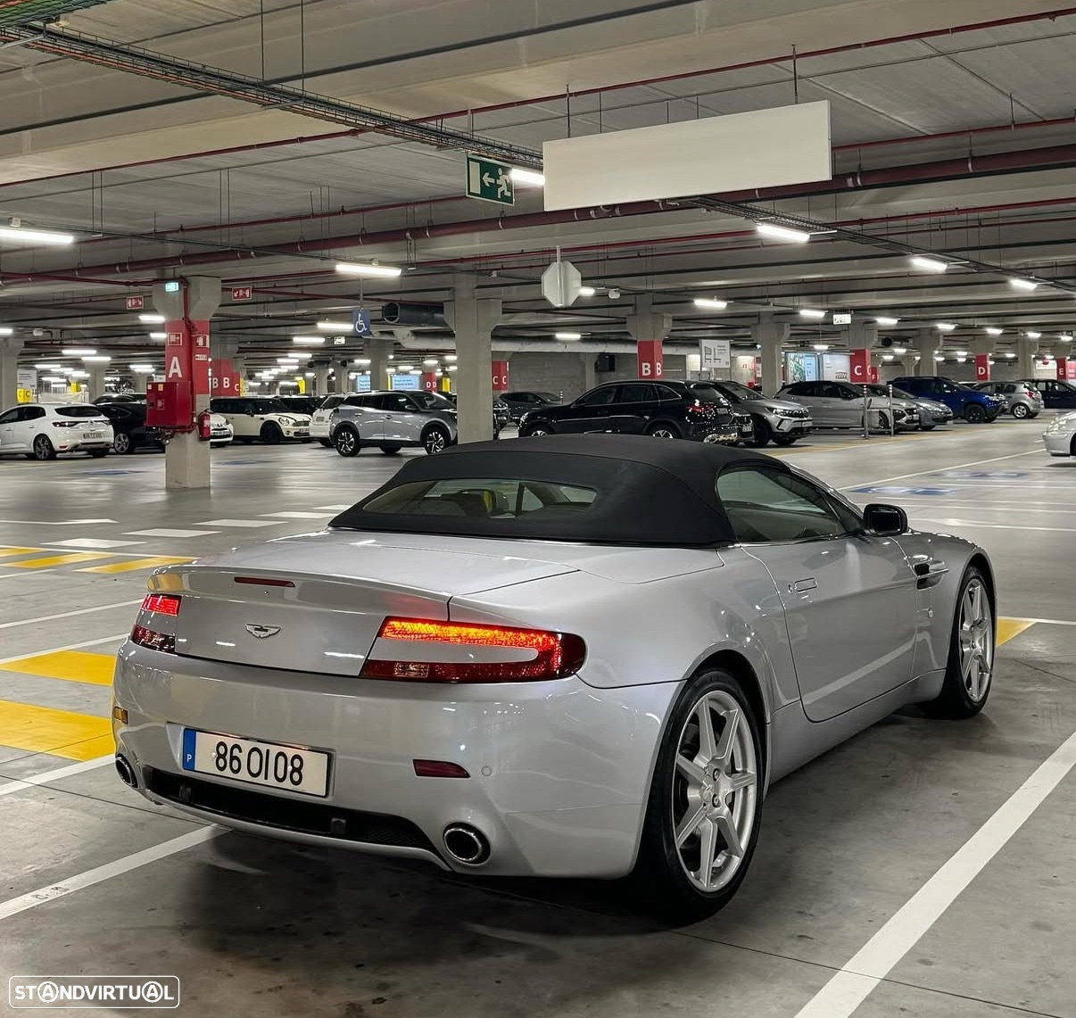 Aston Martin Vantage Roadster V8 Sportshift - 5