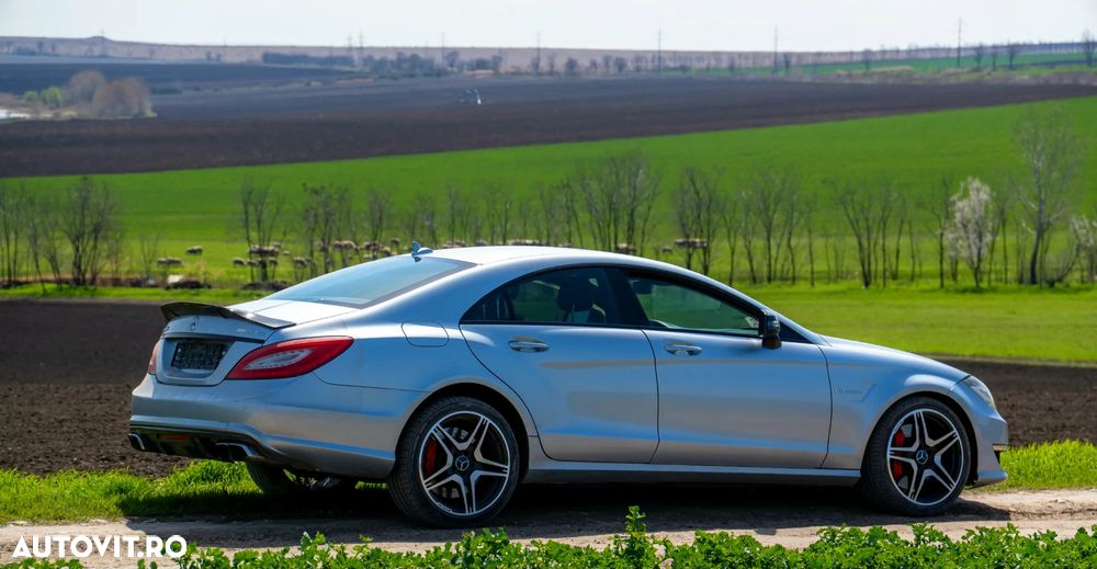 Mercedes-Benz CLS - 12