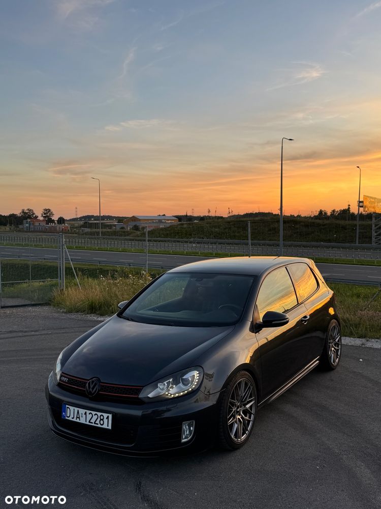 Volkswagen Golf - 5