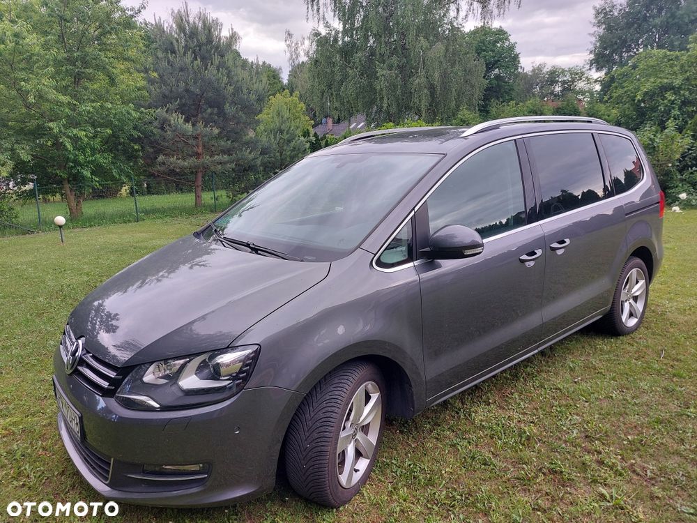 Volkswagen Sharan 2012 photo 2