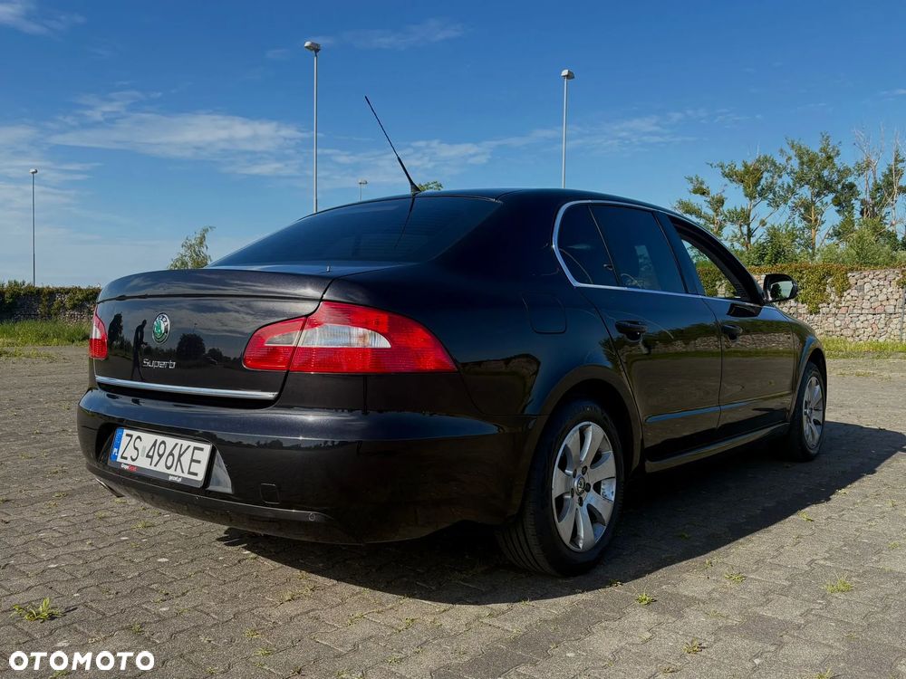 Skoda Superb 2.0 TDI Ambition - 12