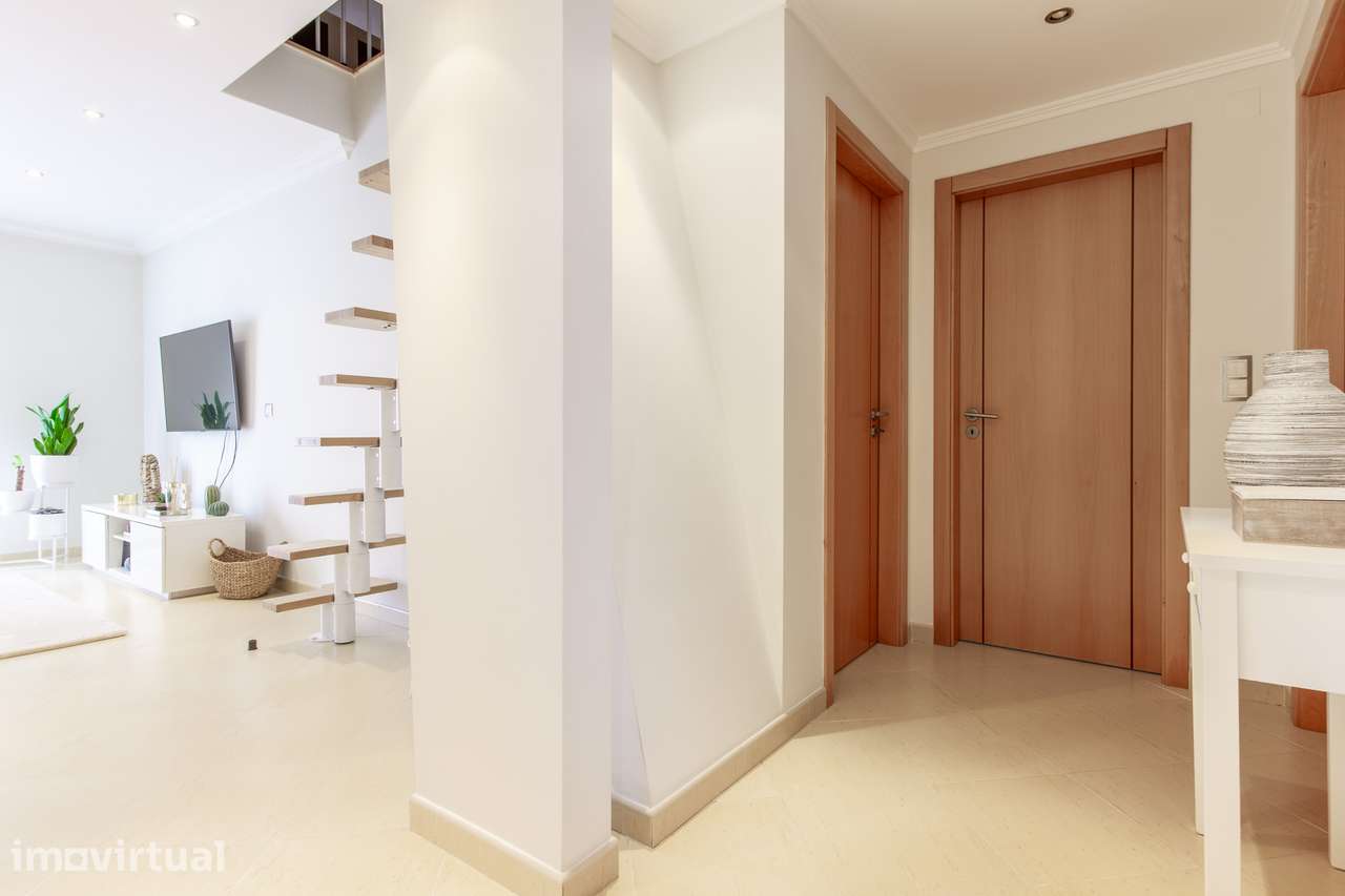 Apartamento T2+1 Quinta do Conde - Grande imagem: 3/24