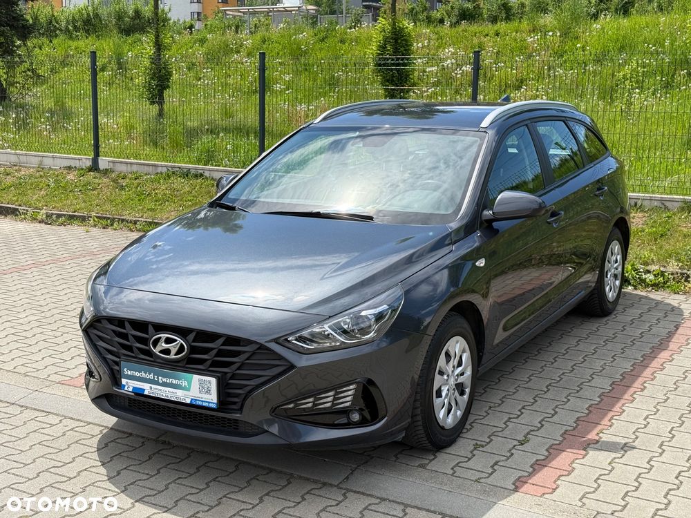 Hyundai i30 1.5 DPI Classic + - 31