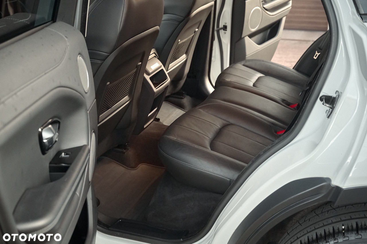 Land Rover Range Rover Evoque - 24