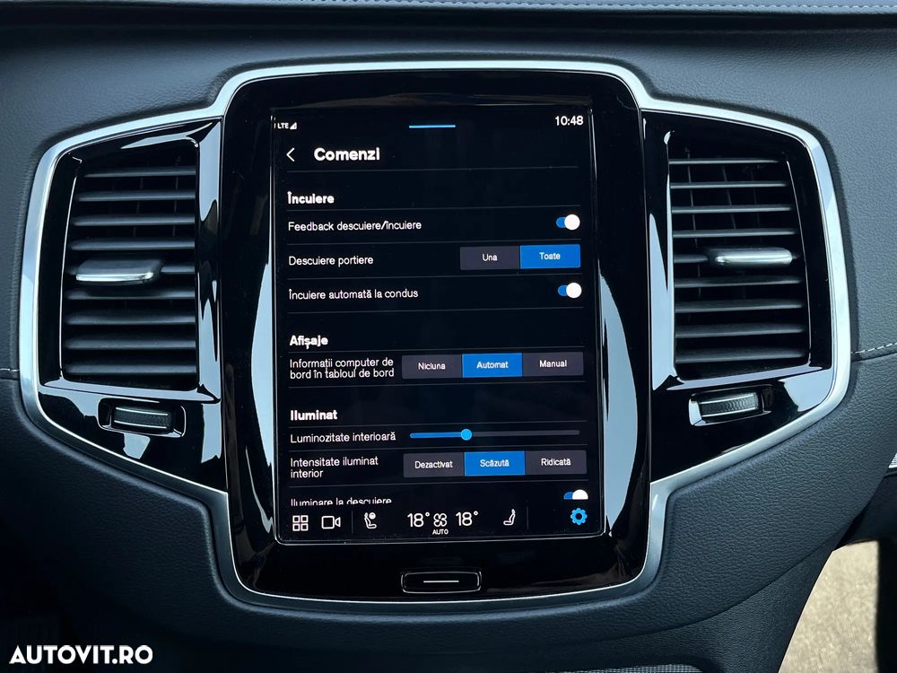 Volvo XC 90 Recharge T8 eAWD R-Design - 32