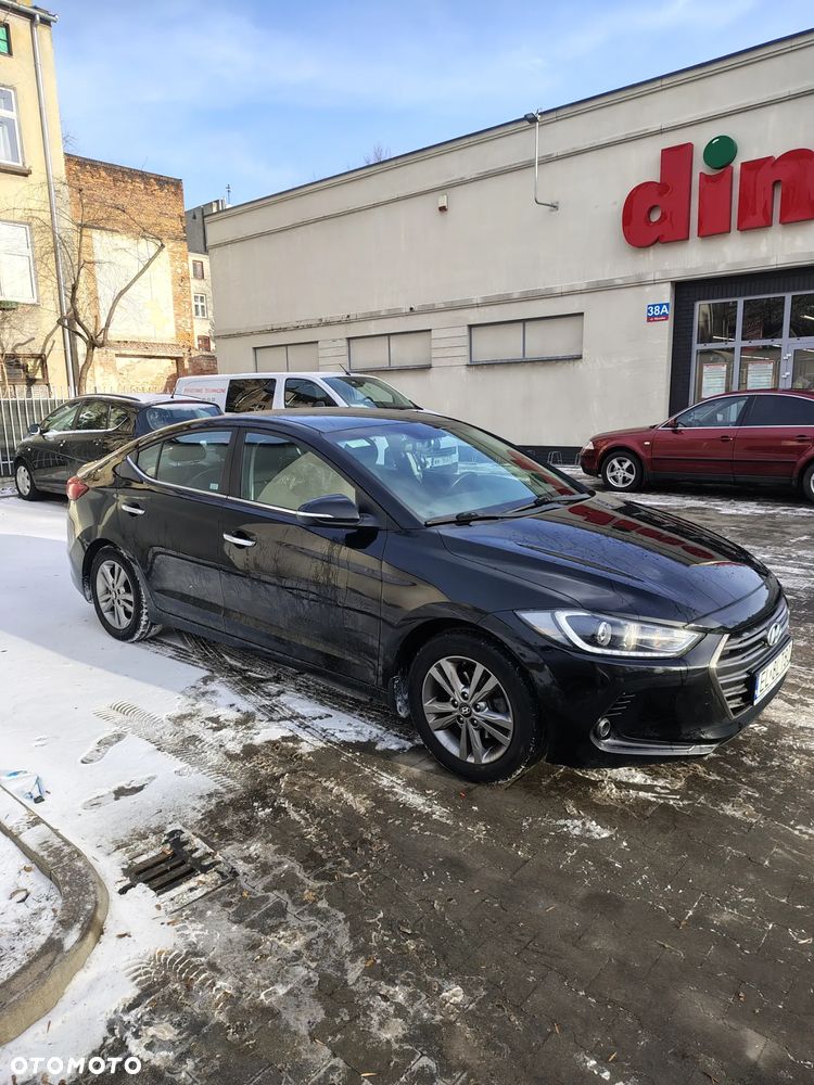 Hyundai Elantra 1.6 Comfort - 1